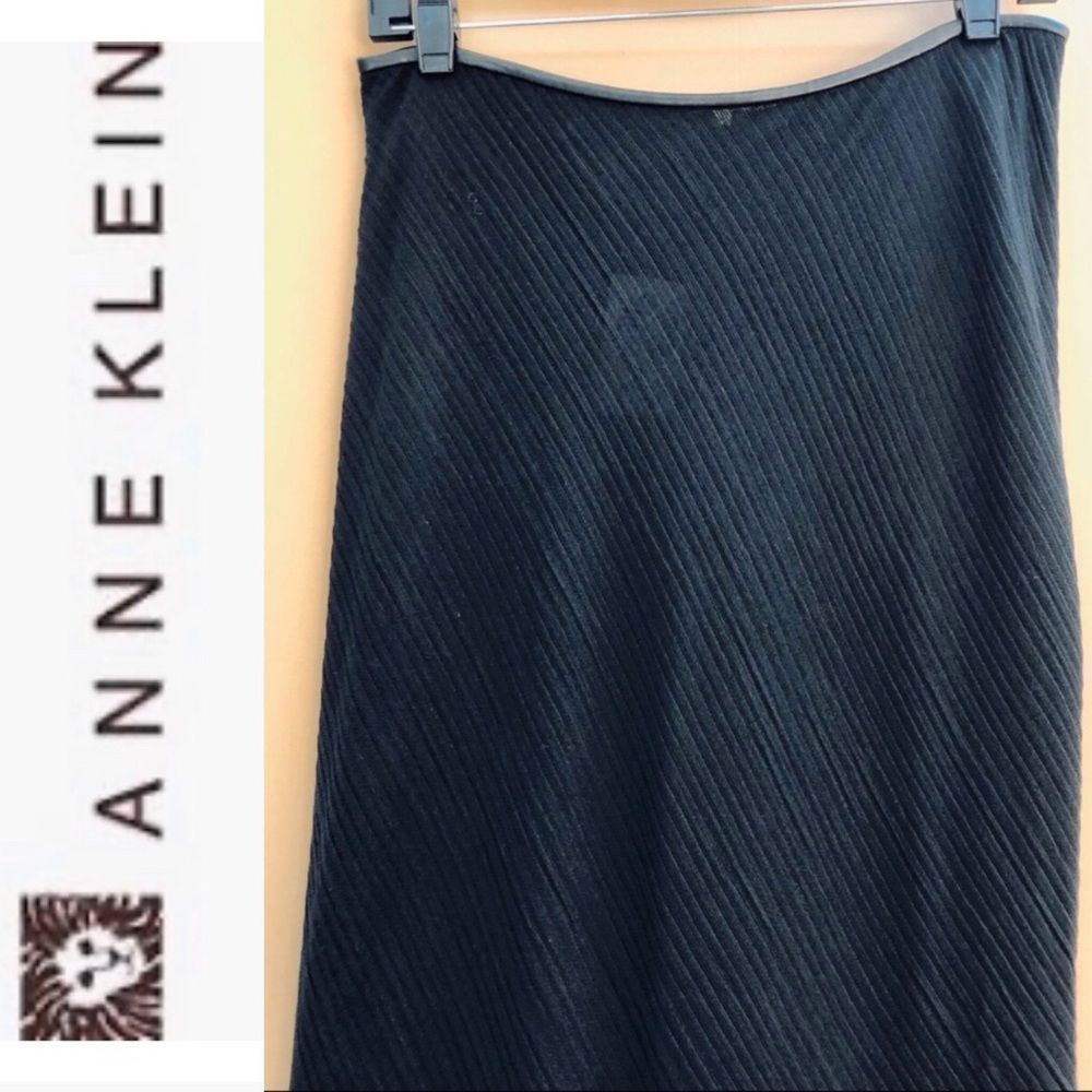 Anne Klein Black Maxi Skirt